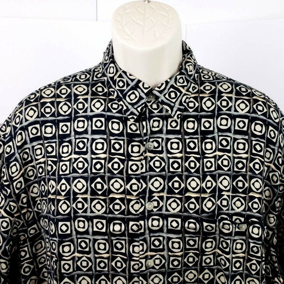 Via Veneto Short Sleeve Rayon Shirt Large - Picture 2 of 8